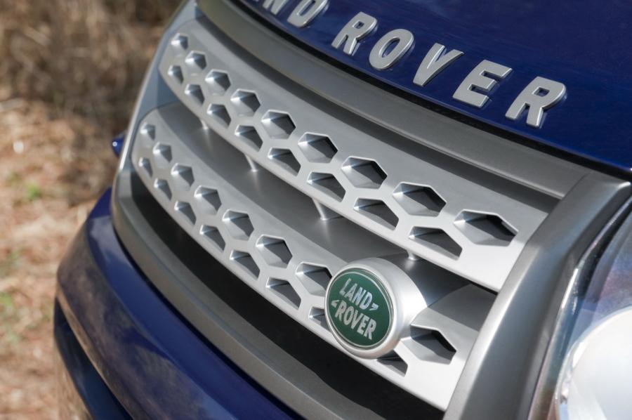  Land Rover Freelander 2 HSE i6 2011 года  (фото 6 из 29)